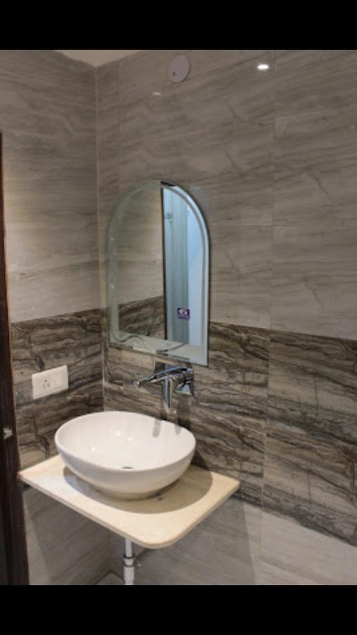 Hotel Le Mem Дели Экстерьер фото